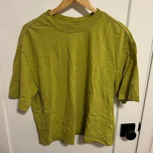 Everlane Green Tee in Size S